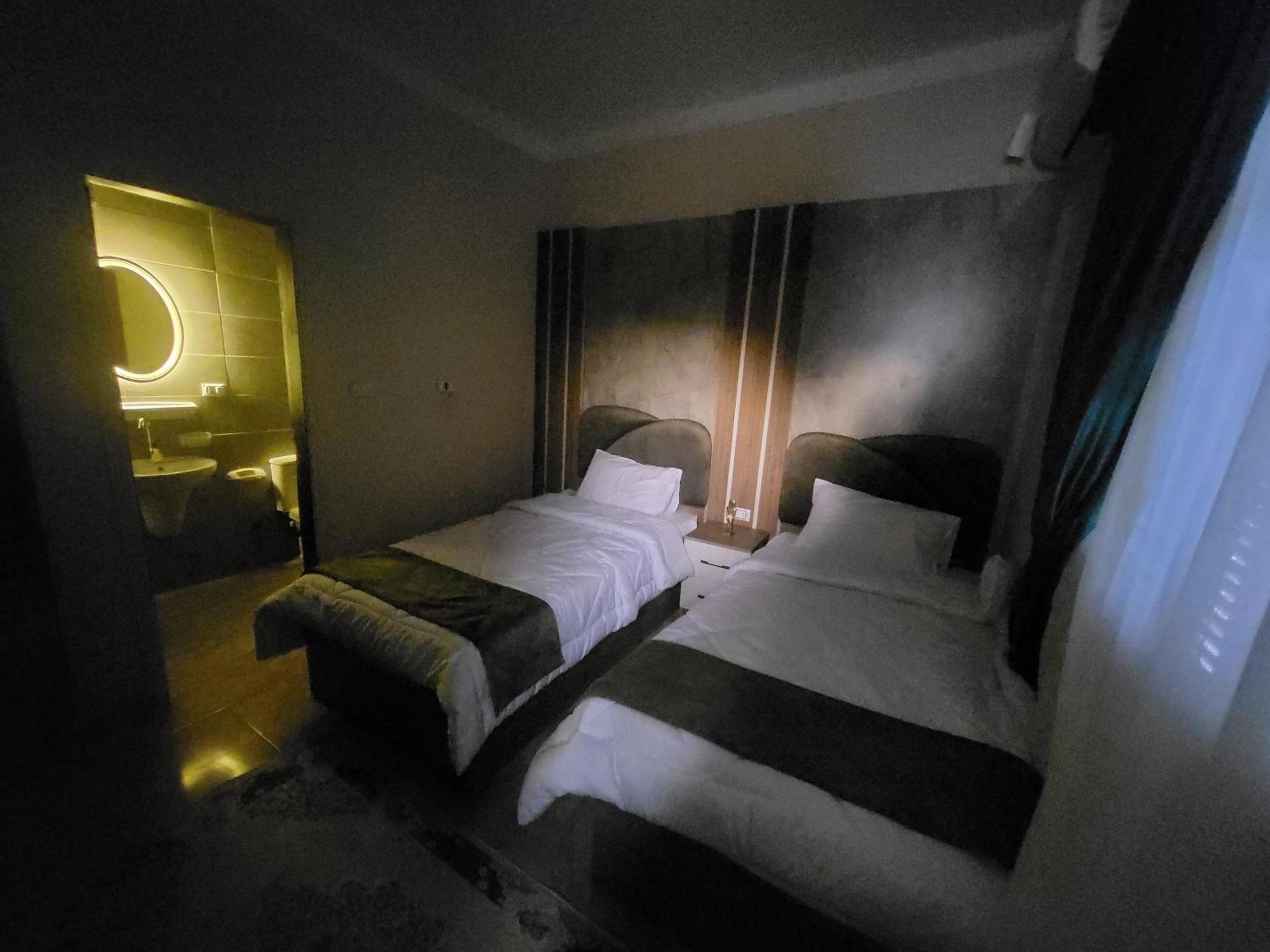 Global Pyramids View Inn Kafret el-Gabal Екстериор снимка