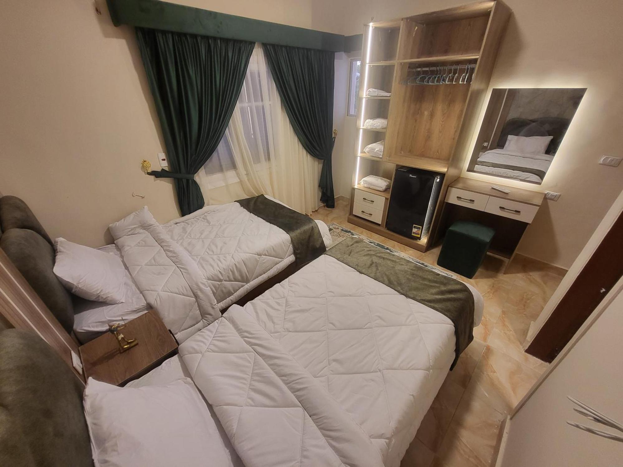Global Pyramids View Inn Kafret el-Gabal Екстериор снимка