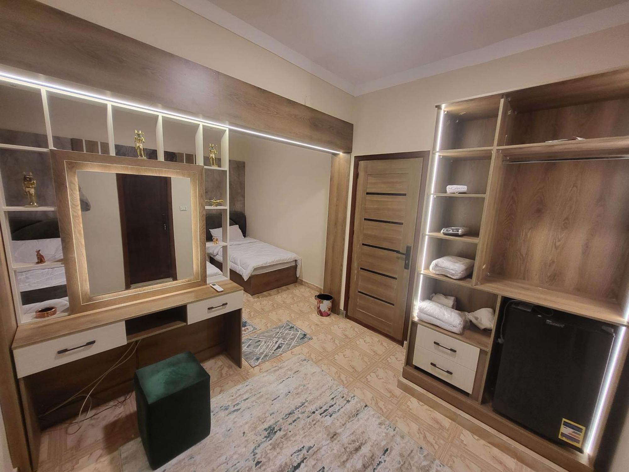 Global Pyramids View Inn Kafret el-Gabal Екстериор снимка